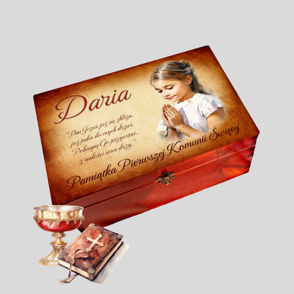 mahoniowy kuferek wspomnień na Pierwszą Komunię Świętą personalizowany